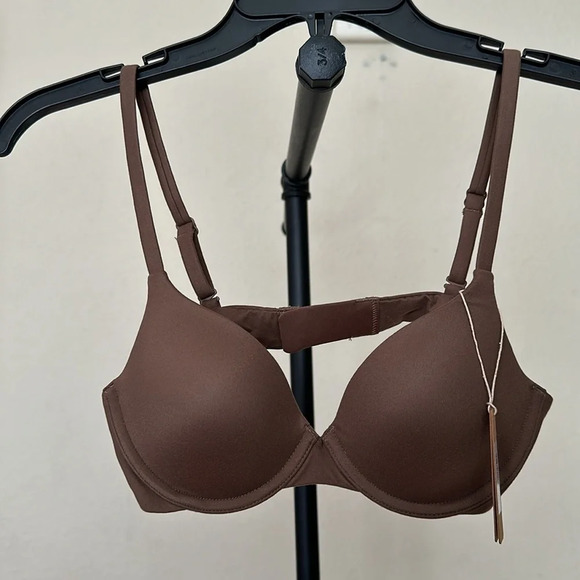 SKIMS FITS EVERYBODY T-SHIRT BRA NWT - OXIDE size 32A - Picture 3 of 7